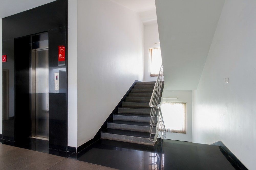 Fabhotel Stay Eeasy Thiruvanmiyur Chennai Eksteriør bilde